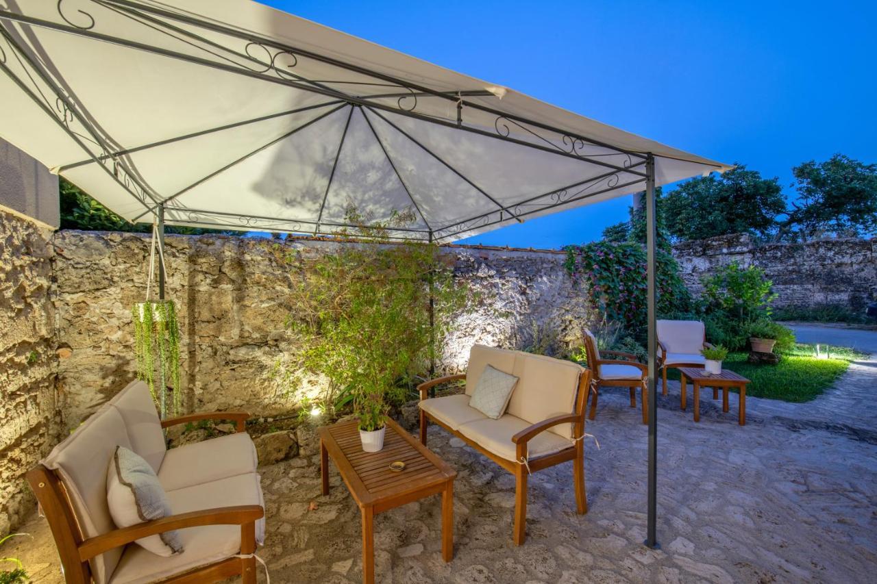 بييسْتوم B&B Casa Franco المظهر الخارجي الصورة